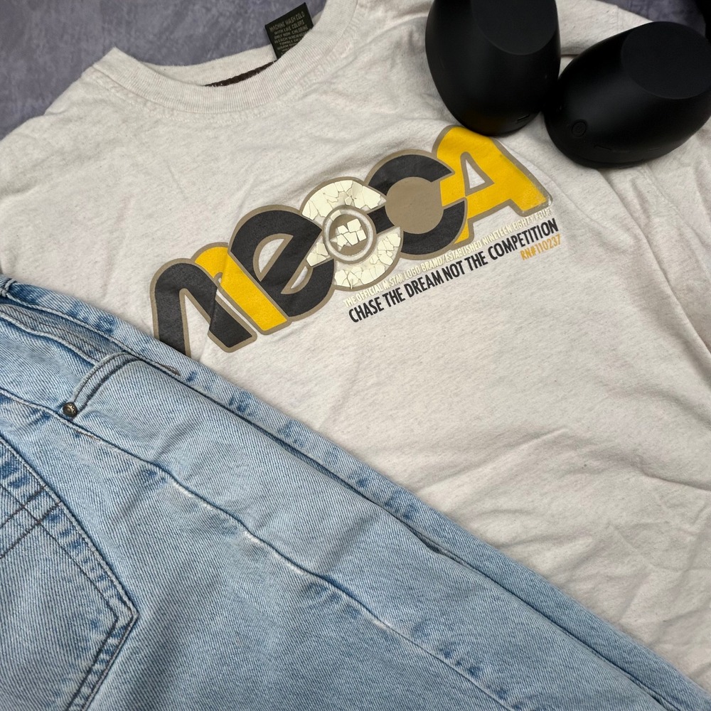 Vintage Mecca 1984 T-Shirt Mens Large Oatmeal Graphic Streetwear 90s Y2K Boxy - Picture 7 of 7